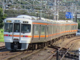 313系