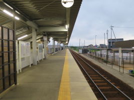 新高岡駅