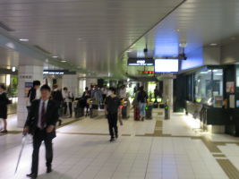 天神南駅