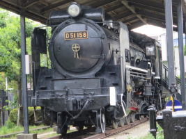 蒸気機関車D51形