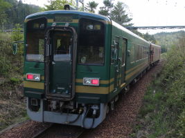 信楽高原鐵道SKR500形