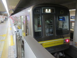 覚王山駅