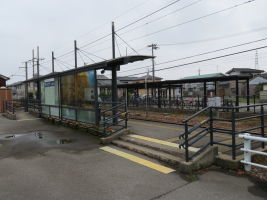 蓮町（馬場記念公園前）駅
