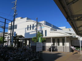 西春駅
