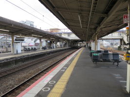 石山駅