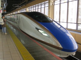 新幹線E7系