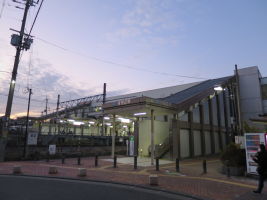 京田辺駅