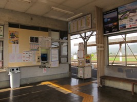 2011/05/02原木駅改札