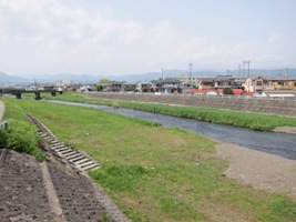 2011/05/04塚原駅 少し歩いて狩川