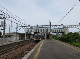 新崎駅