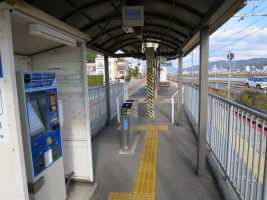 三滝駅