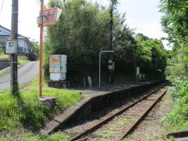 頴娃大川駅