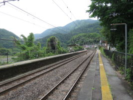 谷峨駅
