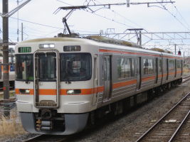 313系