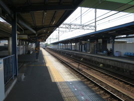 箱作駅
