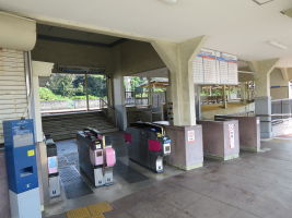 淡輪駅
