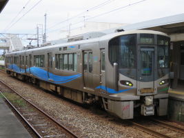 あいの風とやま鉄道521系