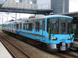 IRいしかわ鉄道521系