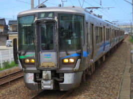 あいの風とやま鉄道521系