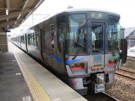あいの風とやま鉄道521系