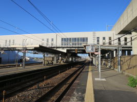 松任駅