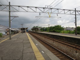 粟津駅