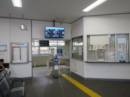 粟津駅