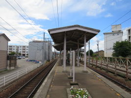 額田住宅前駅