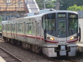 521系