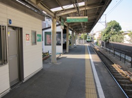 2012/02/10和田塚駅ホーム