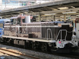 ディーゼル機関車DE10形