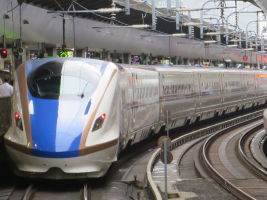 新幹線E7系