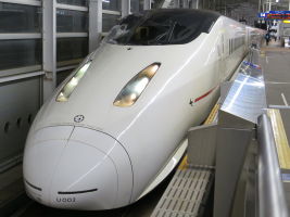 新幹線800系