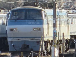 電気機関車EF66形