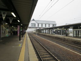 かみのやま温泉駅
