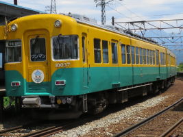 富山地方鉄道10030形