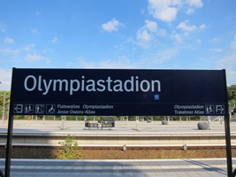 Olympiastadion駅