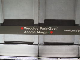 Woodley Park駅