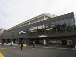 羽沢横浜国大駅