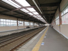 京王堀之内駅