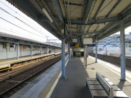 京急富岡駅