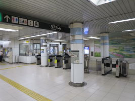瑞穂区役所駅