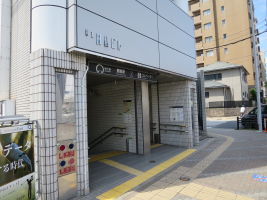 鶴里駅