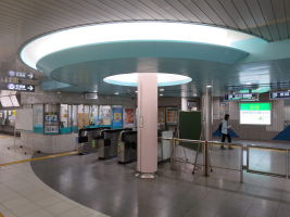 瑞穂運動場東駅