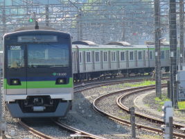 京王電鉄8000系